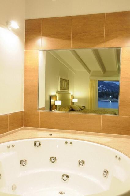 Lake Buenavista Apart Hotel & Suites Villa Carlos Paz Ruang foto